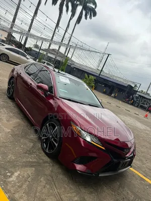Toyota Camry 2018 Burgundy