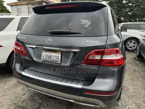 Mercedes-Benz M Class ML 350 4Matic 2012 Gray
