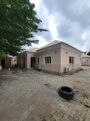 3bdrm Bungalow in Fort Royal Estate, Kiami for rent