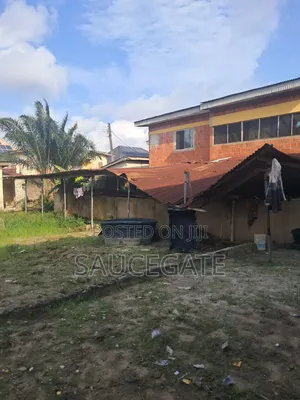3bdrm Block of Flats in Redgate, Satellite Town for sale
