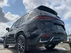 Lexus LX 600 2024 Black