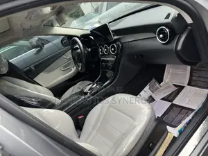 Mercedes-Benz C300 Sport 4dr AWD 4Matic Sedan (2.0L 4cyl 7A) 2015 Gray