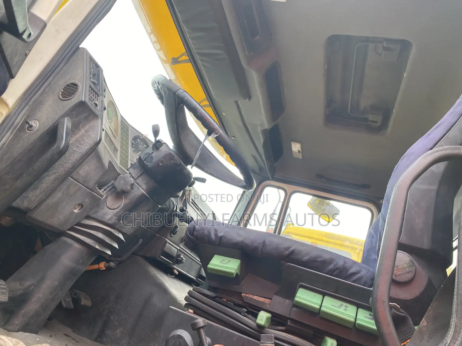 Man Tipper 10-Tyres