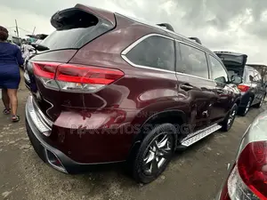 Toyota Highlander Limited 4x4 V6 (3.5L 6cyl 8A) 2018 Burgundy