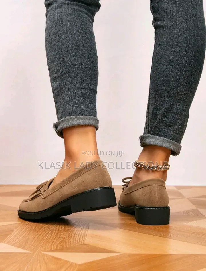Loafer Bow Shoe - Beige