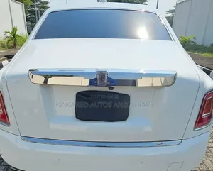 Rolls-Royce Phantom 2022 White