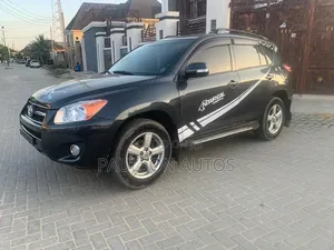 Toyota RAV4 2010 Black