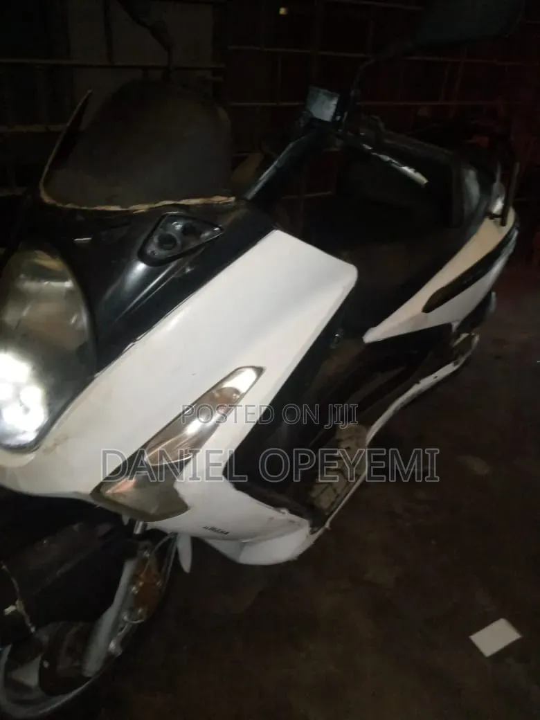 SYM Joymax 2011 White