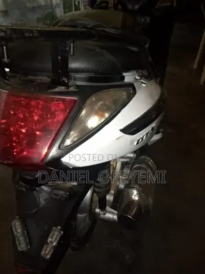 SYM Joymax 2011 White