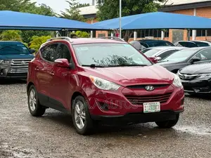 Hyundai Tucson 2012 Red