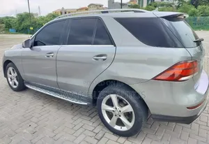 Mercedes-Benz GLE-Class 2016 Gray