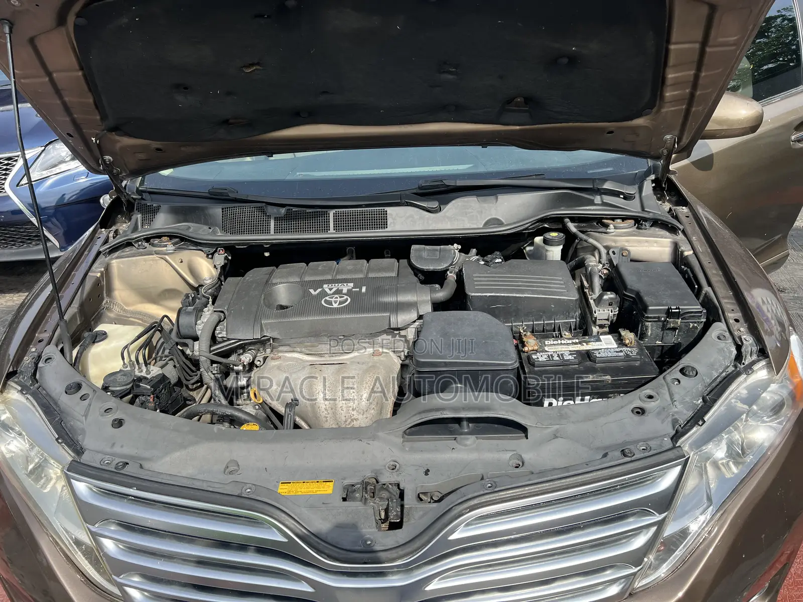 Toyota Venza XLE 2011 Brown