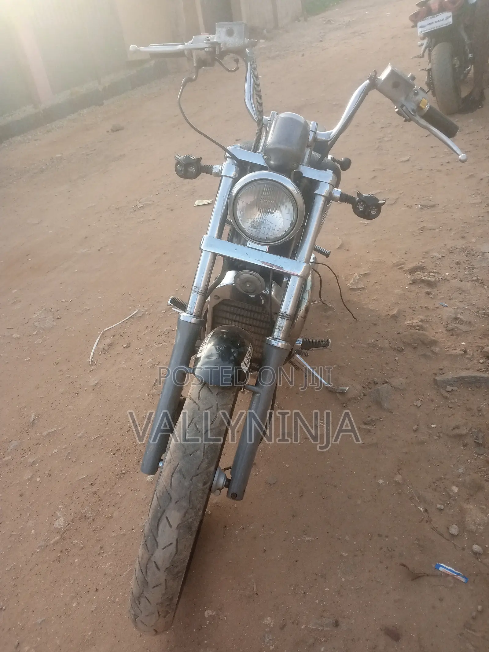 Yamaha 2000 Black
