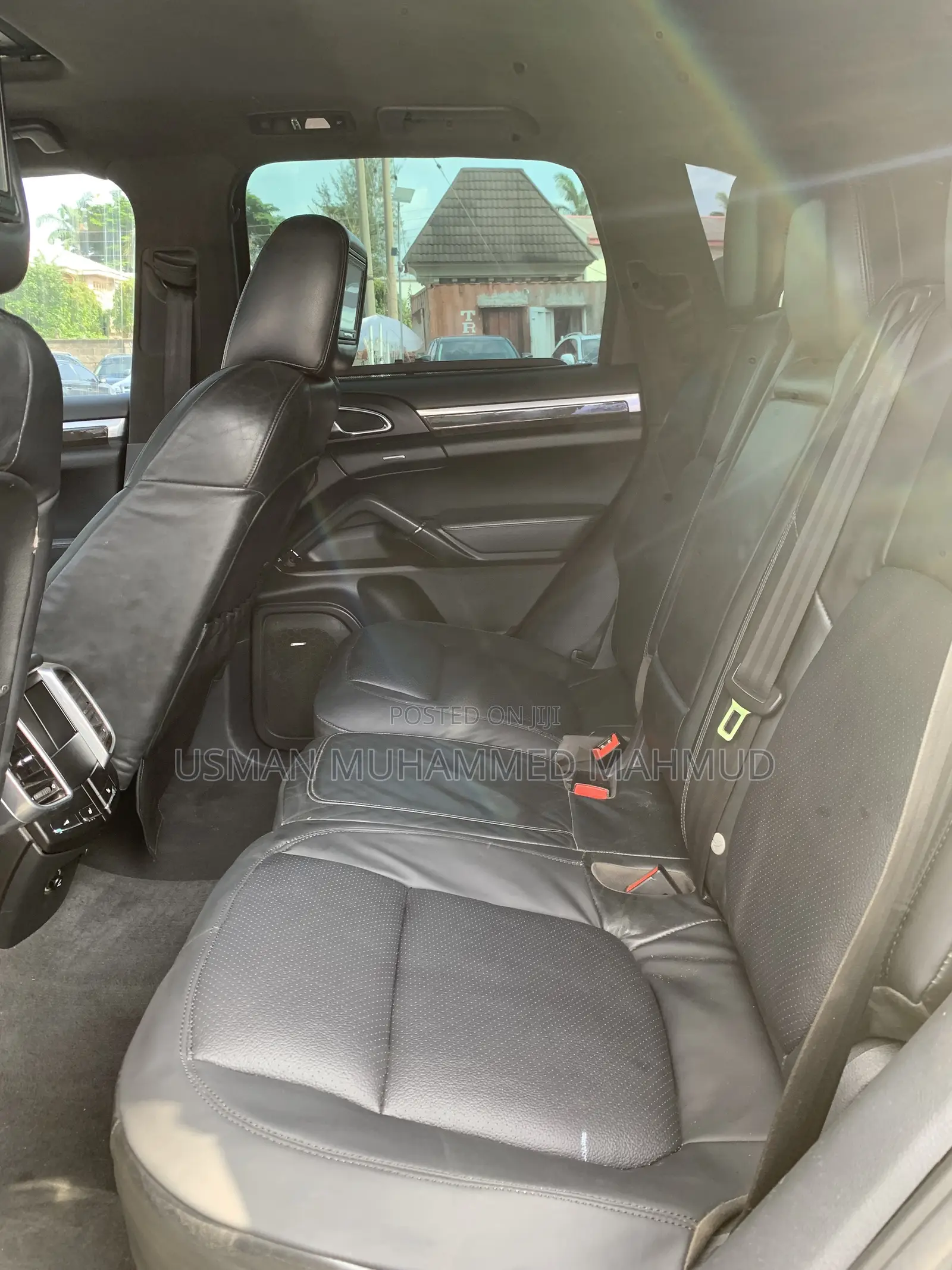 Porsche Cayenne 2011 Black