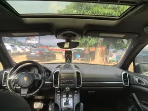 Porsche Cayenne 2011 Black