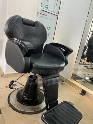 Barbing Chair