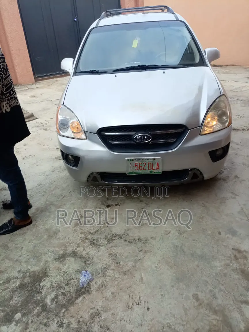 Kia Cadenza 2010 Silver