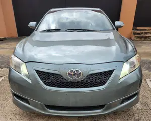 Toyota Camry SE 4dr Sedan (2.4L 4cyl 5A) 2008 Green