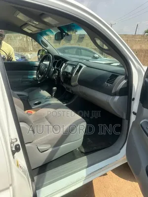 Toyota Tacoma TRD PRO V6 4dr Access Cab 4WD 6.1 ft. SB (4.0L 6cyl 5A)