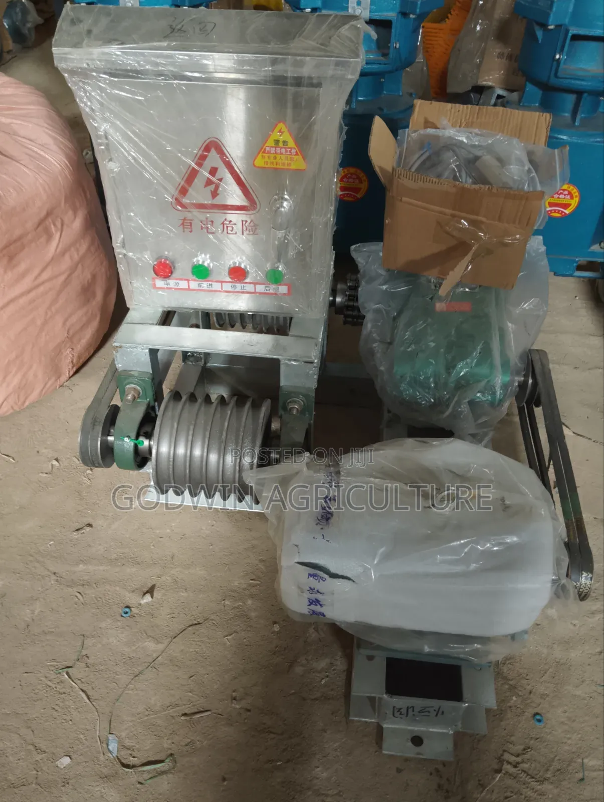 Manure Scrapper Machine With 2rolls