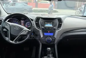 Hyundai Santa Fe 2015 Black