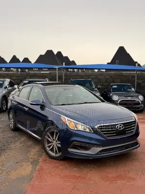 Hyundai Sonata Sport 2.0T 4dr Sedan (2.0L 4cyl Turbo 6A) 2015 Blue