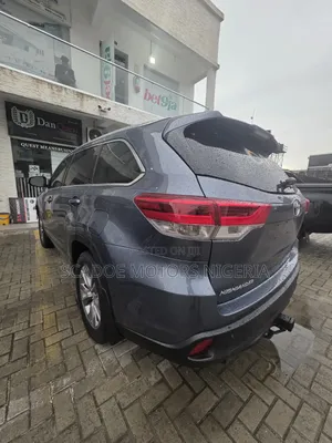 Toyota Highlander 2016 Black