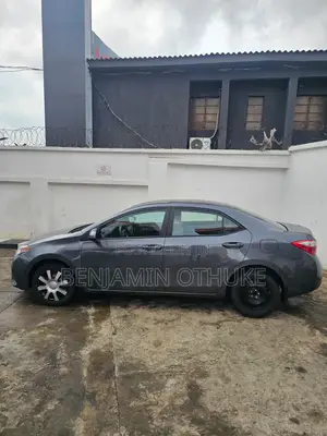Toyota Corolla LE 4dr Sedan (1.8L 4cyl CVT) 2016 Gray