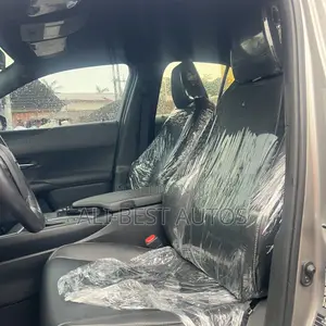 Lexus UX 200 2020 Silver