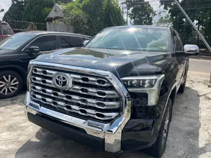 Toyota Tundra 1794 Edition CrewMax 6.5' Bed 2023 Black