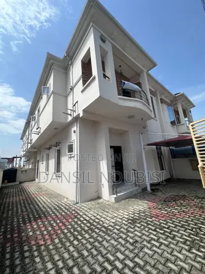 4bdrm Duplex in Ikota for sale