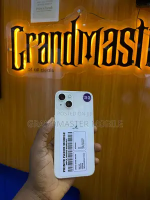 Apple iPhone 13 128 GB White