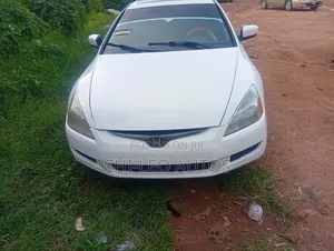 Honda Accord Automatic 2005 White