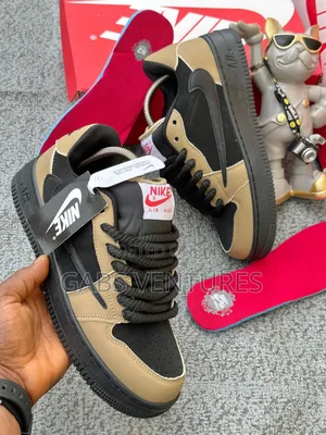 Nike Air Force 1 Sneakers