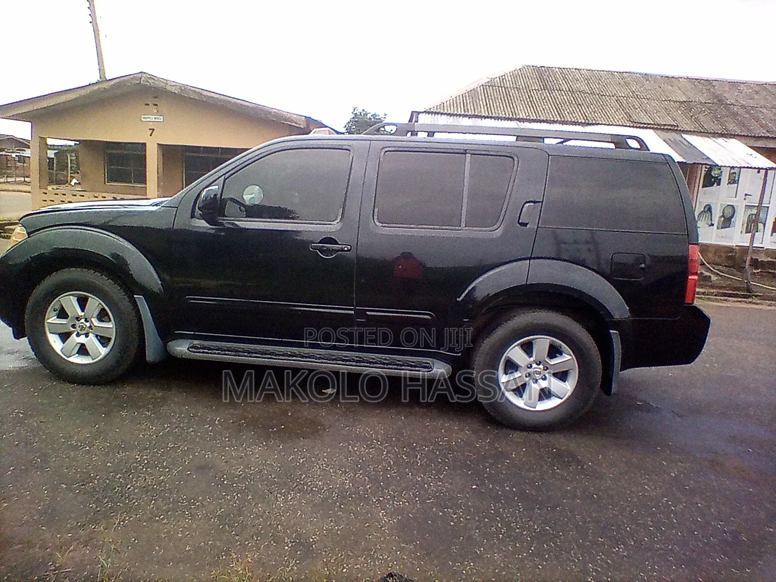 Nissan Pathfinder SE 2008 Black