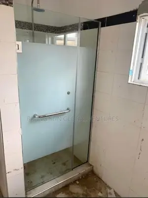 High Quality Shower Cubicle