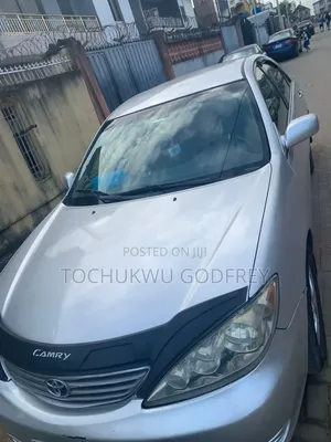 Toyota Camry 2005 Silver