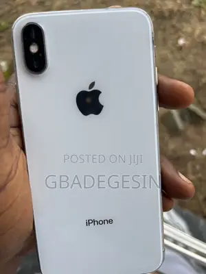 Apple iPhone X 64 GB White