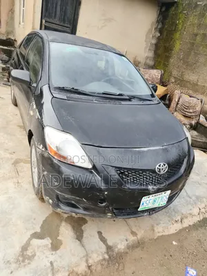 Toyota Yaris 2009 Black
