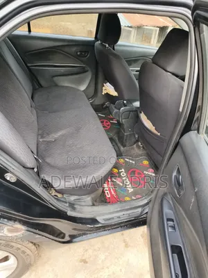 Toyota Yaris 2009 Black