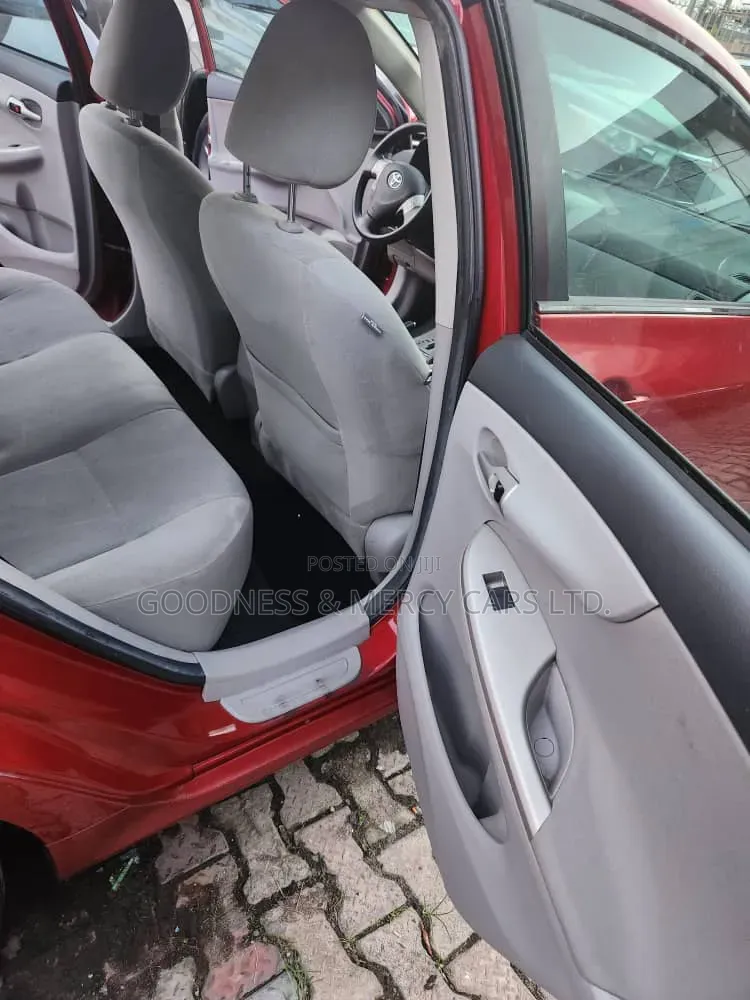 Toyota Corolla 2011 Red