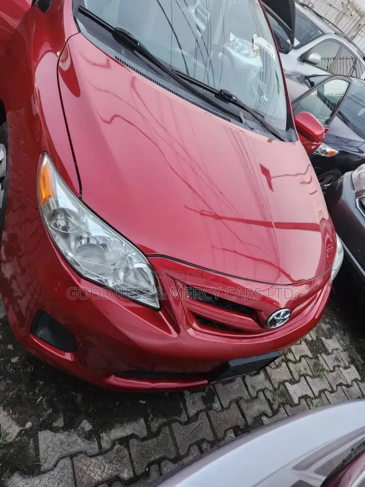 Toyota Corolla 2011 Red