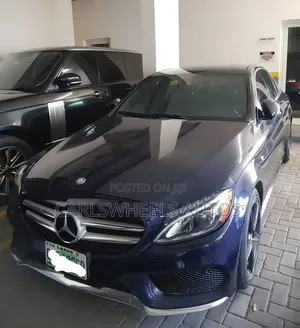 Mercedes-Benz C300 2016 Blue