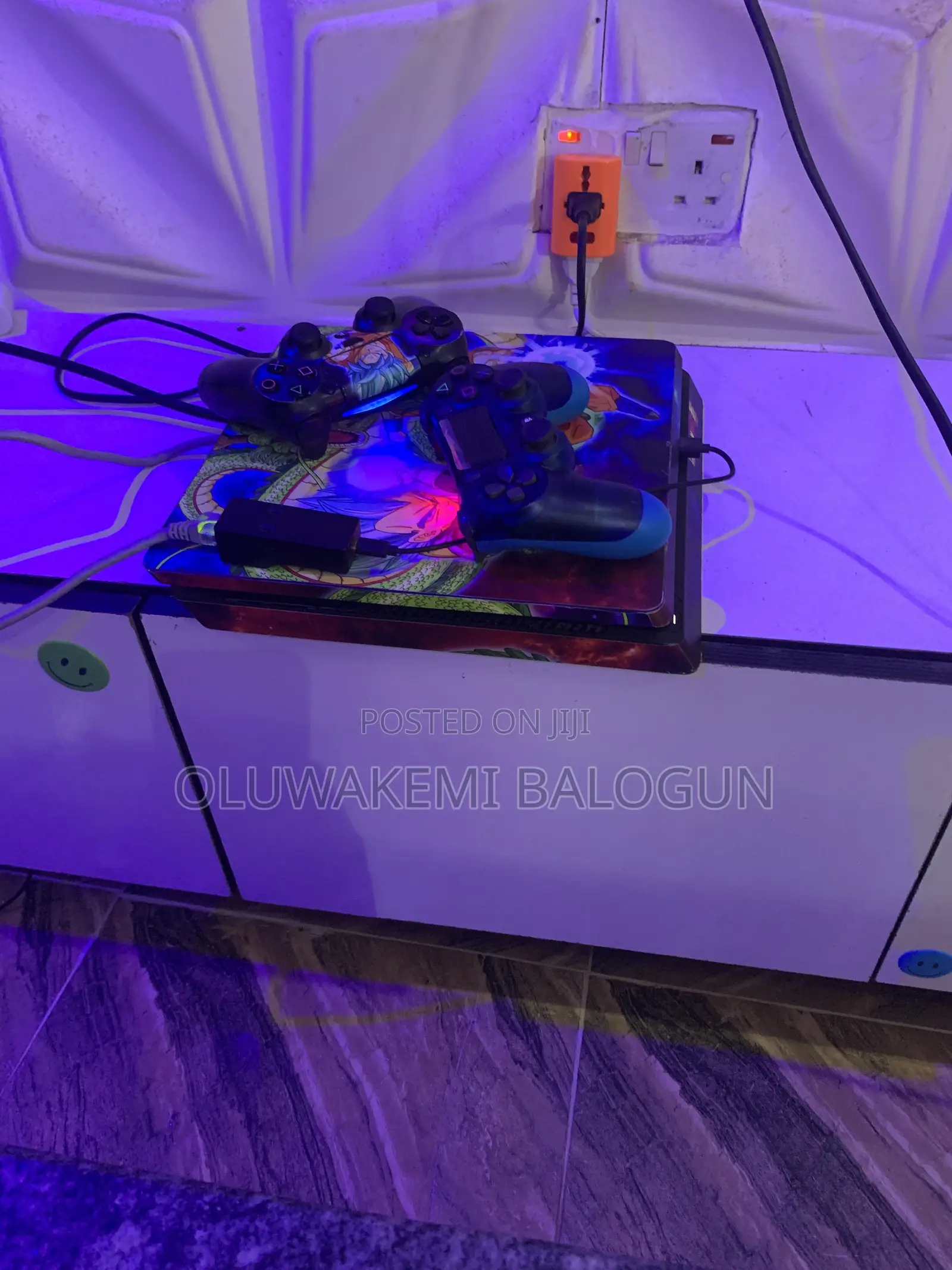 Ps4 Console