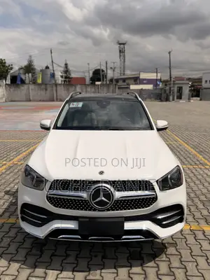 Mercedes-Benz GLE-Class GLE 350 2022 White