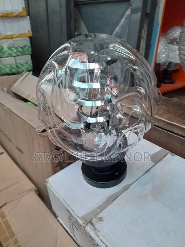 Crystal Globe Pillar Light