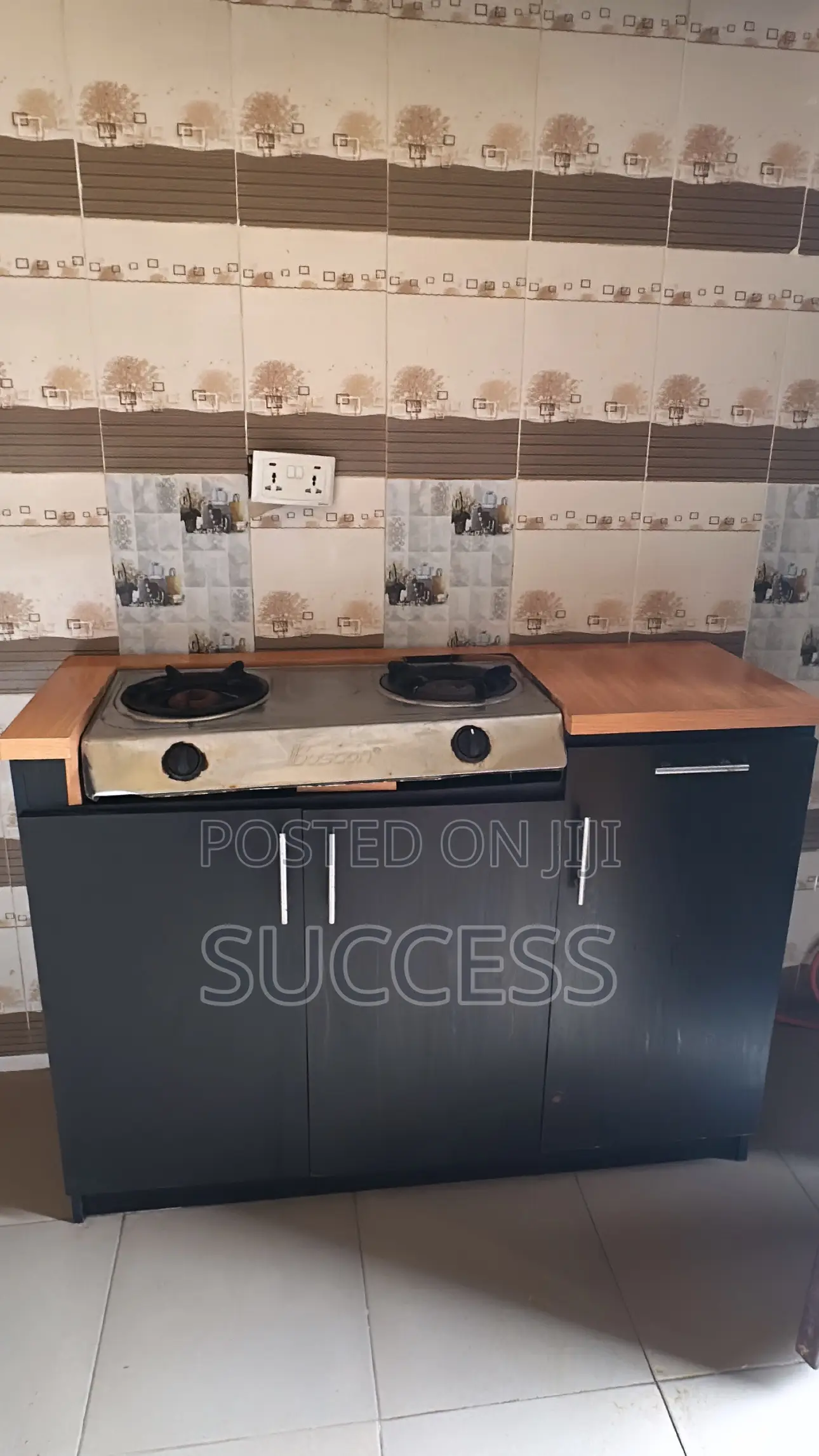Kitchen Cabinet