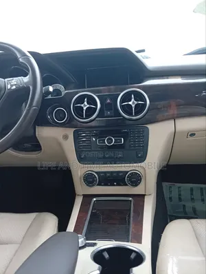 Mercedes-Benz GLK-Class 350 2014 Black