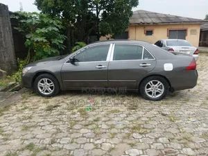 Honda Accord 2.0 Comfort Automatic 2006 Gray