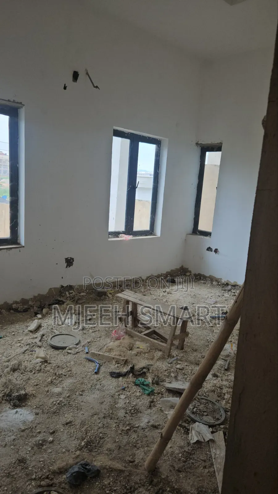 6 Bedroom Fully Detached Duplex